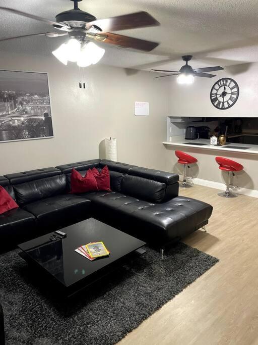 Modern 2 Bedroom Townhome Minutes From The Beach!! Fort Walton Beach Bagian luar foto