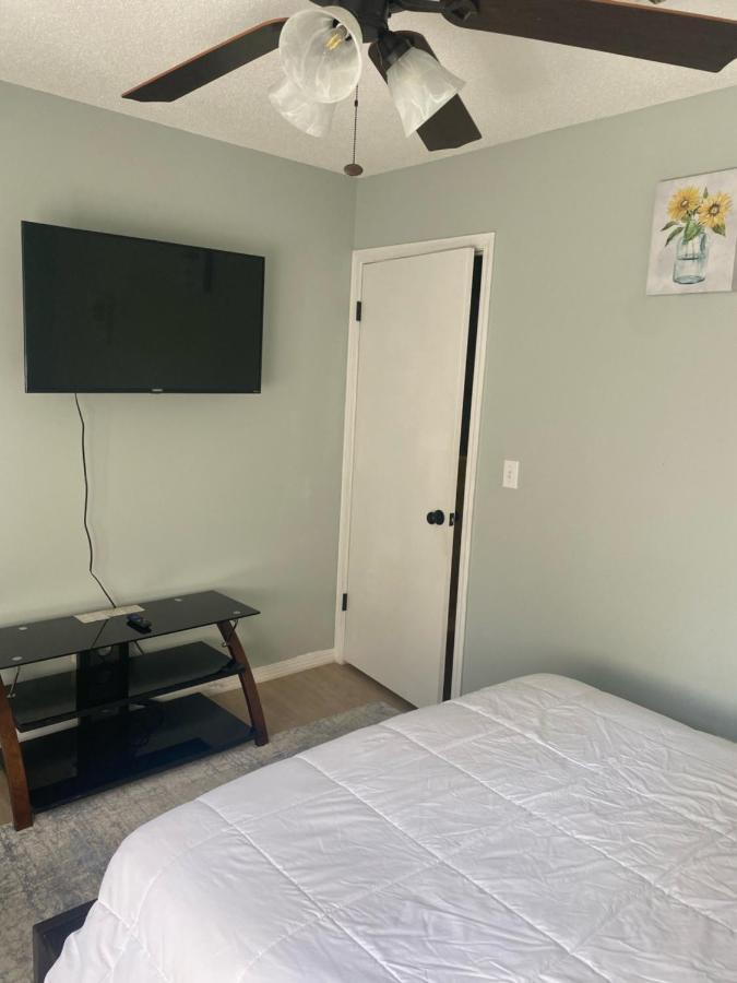 Modern 2 Bedroom Townhome Minutes From The Beach!! Fort Walton Beach Bagian luar foto