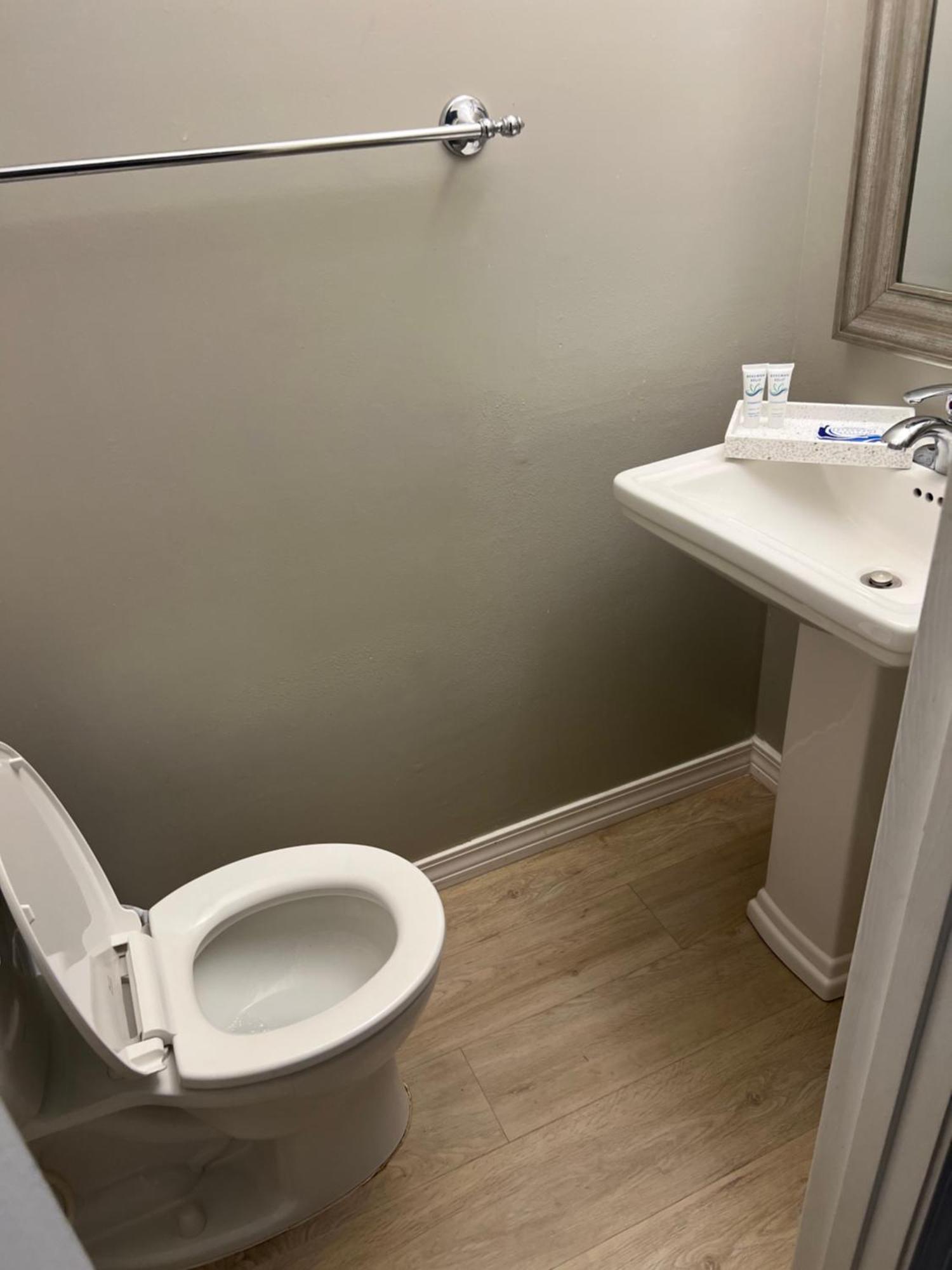 Modern 2 Bedroom Townhome Minutes From The Beach!! Fort Walton Beach Bagian luar foto